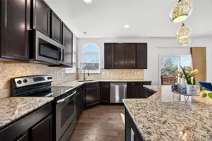 704 Julia Elizabeth Dr, Wentzville, MO 63385 - Photo 24