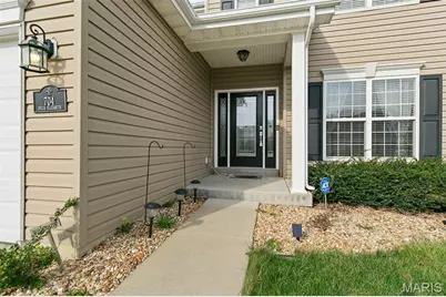 704 Julia Elizabeth Drive, Wentzville, MO 63385 - Photo 6