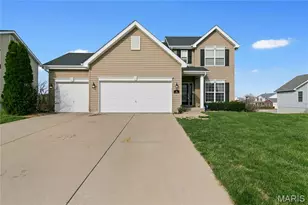 704 Julia Elizabeth Dr, Wentzville, MO 63385 - Photo 1