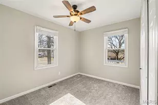 90 Brightmoor Dr, Florissant, MO 63033 - Photo 8