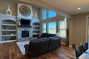 6107 Knights Table Ct, Saint Charles, MO 63304 - Photo 12