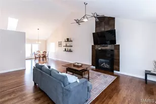 1010 Winter Lake Dr, Fenton, MO 63026 - Photo 6