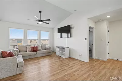 537 Lakewood Drive, Moscow Mills, MO 63362 - Photo 6