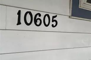 10605 Spring Garden Dr, Saint Louis, MO 63137 - Photo 2