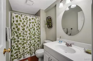 2088 Avalon Ridge Cir, Fenton, MO 63026 - Photo 34