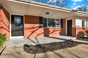 12320 Missile Ln, Florissant, MO 63033 - Photo 2