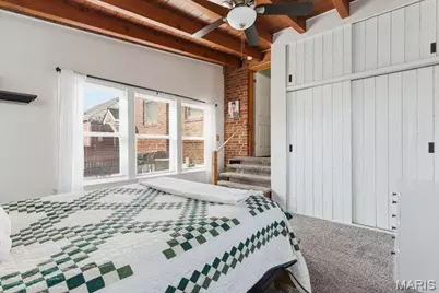 8628 Charlton Lane, Saint Louis, MO 63123 - Photo 32