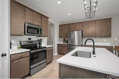 325 Wayfair Landing, Saint Charles, MO 63301 - Photo 12