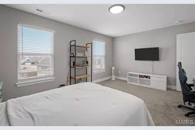 325 Wayfair Landing, Saint Charles, MO 63301 - Photo 32
