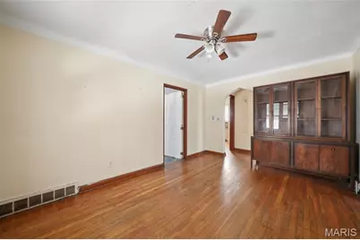 6949 Claremore Drive, Saint Louis, MO 63121 - Photo 8