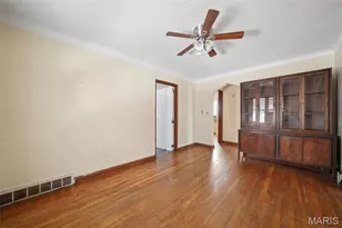 6949 Claremore Dr, Saint Louis, MO 63121 - Photo 8