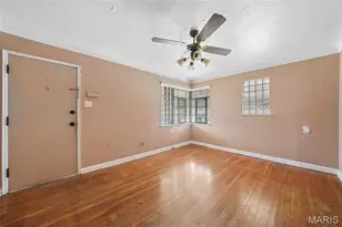 6949 Claremore Dr, Saint Louis, MO 63121 - Photo 4