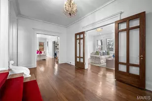 5257 Lindell Blvd, Saint Louis, MO 63108 - Photo 6