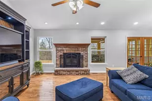 415 Saratoga Dr, De Soto, MO 63020 - Photo 10