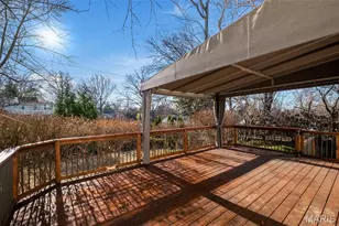 18 Southridge Dr, Saint Louis, MO 63122 - Photo 32