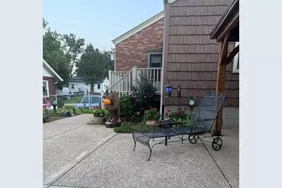 10027 Lackland Road, Saint Louis, MO 63114 - Photo 28