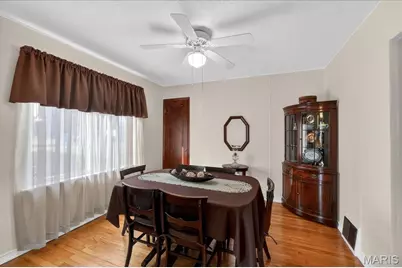 10027 Lackland Road, Saint Louis, MO 63114 - Photo 6