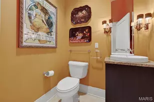 622 Forest Ct, Clayton, MO 63105 - Photo 18