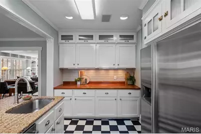 617 Lee Avenue, Saint Louis, MO 63119 - Photo 16