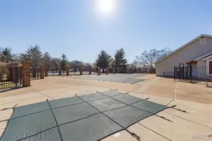 951 Riverwood Pl Dr, Florissant, MO 63031 - Photo 40