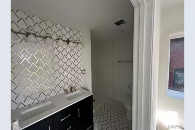 3805 Hartford Street, Saint Louis, MO 63116 - Photo 10