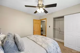 8965 Argyle Ave, Overland, MO 63114 - Photo 10