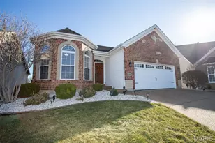 169 Blue Water Dr, Saint Peters, MO 63366 - Photo 2