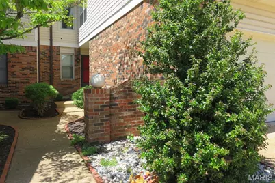 13721 La Conte Court, Saint Louis, MO 63128 - Photo 4