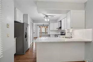 13721 La Conte Ct, Saint Louis, MO 63128 - Photo 12