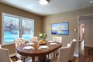 8419 Falmouth Dr, Saint Louis, MO 63121 - Photo 4