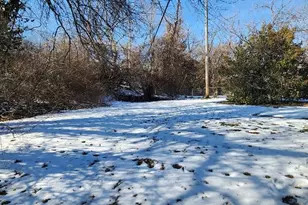 8419 Falmouth Dr, Saint Louis, MO 63121 - Photo 24