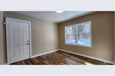 8419 Falmouth Drive, Saint Louis, MO 63121 - Photo 12