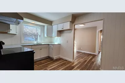 8419 Falmouth Drive, Saint Louis, MO 63121 - Photo 8