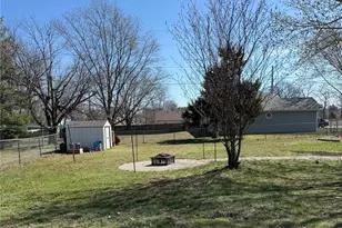 2140 Foxwood Ct, Lebanon, MO 65536 - Photo 22