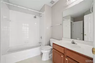 460 Shetland Valley Ct, Chesterfield, MO 63005 - Photo 30