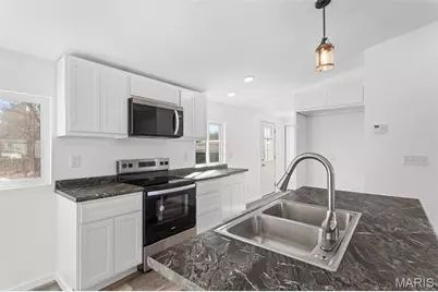 110 Madison Rene Avenue, Moscow Mills, MO 63362 - Photo 10