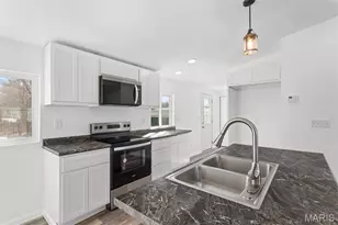 110 Madison Rene Ave, Moscow Mills, MO 63362 - Photo 10