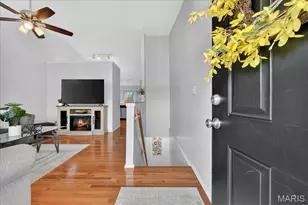 1200 Hunters Chase Dr, Eureka, MO 63025 - Photo 6