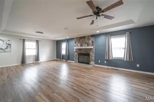 30400 Peach Blossom Ln, Lebanon, MO 65536 - Photo 8