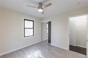 2686 Creve Coeur Mill Rd, Maryland Heights, MO 63043 - Photo 12