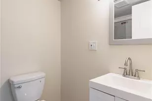 2686 Creve Coeur Mill Rd, Maryland Heights, MO 63043 - Photo 28