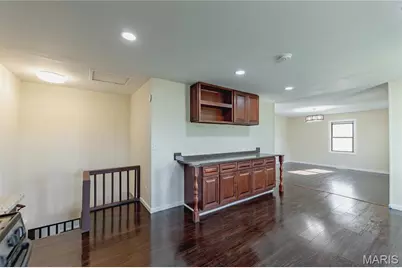 2686 Creve Coeur Mill Road, Maryland Heights, MO 63043 - Photo 8