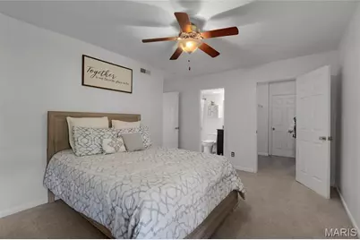 1943 Greenpoint Drive #302, Kirkwood, MO 63122 - Photo 8