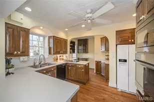 1140 S Geyer Rd, Kirkwood, MO 63122 - Photo 14