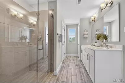 1087 E Linden Avenue, Saint Louis, MO 63117 - Photo 16