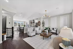 1087 E Linden Ave, Saint Louis, MO 63117 - Photo 4