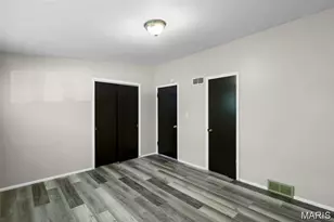 9614 Winkler Dr, Saint Louis, MO 63136 - Photo 10