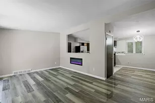 9614 Winkler Dr, Saint Louis, MO 63136 - Photo 4