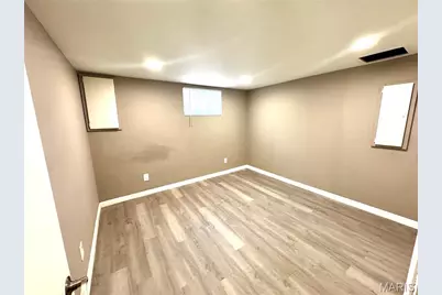 1805 Uceyle Avenue, Overland, MO 63114 - Photo 10