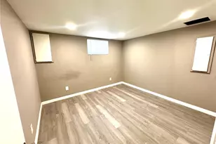 1805 Uceyle Ave, Overland, MO 63114 - Photo 10